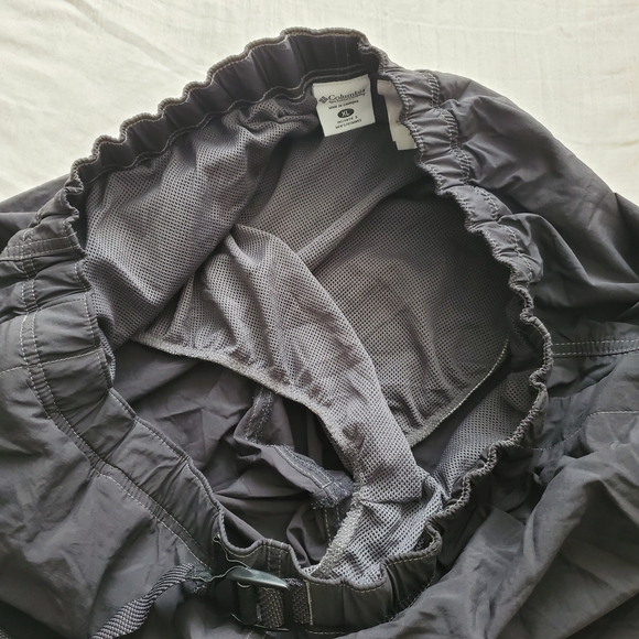 Columbia Men's Black Cargo Belted Swim Shorts Size XL - Picture 7 of 8